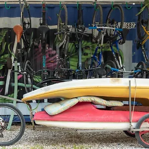 Himara Hostel Albergue