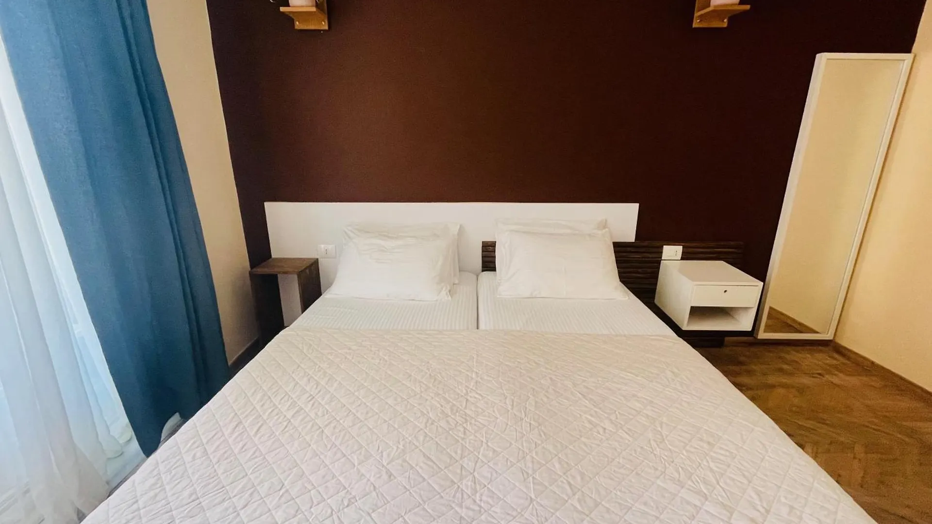 Downtown Apartment Near The Sea Himara Albania