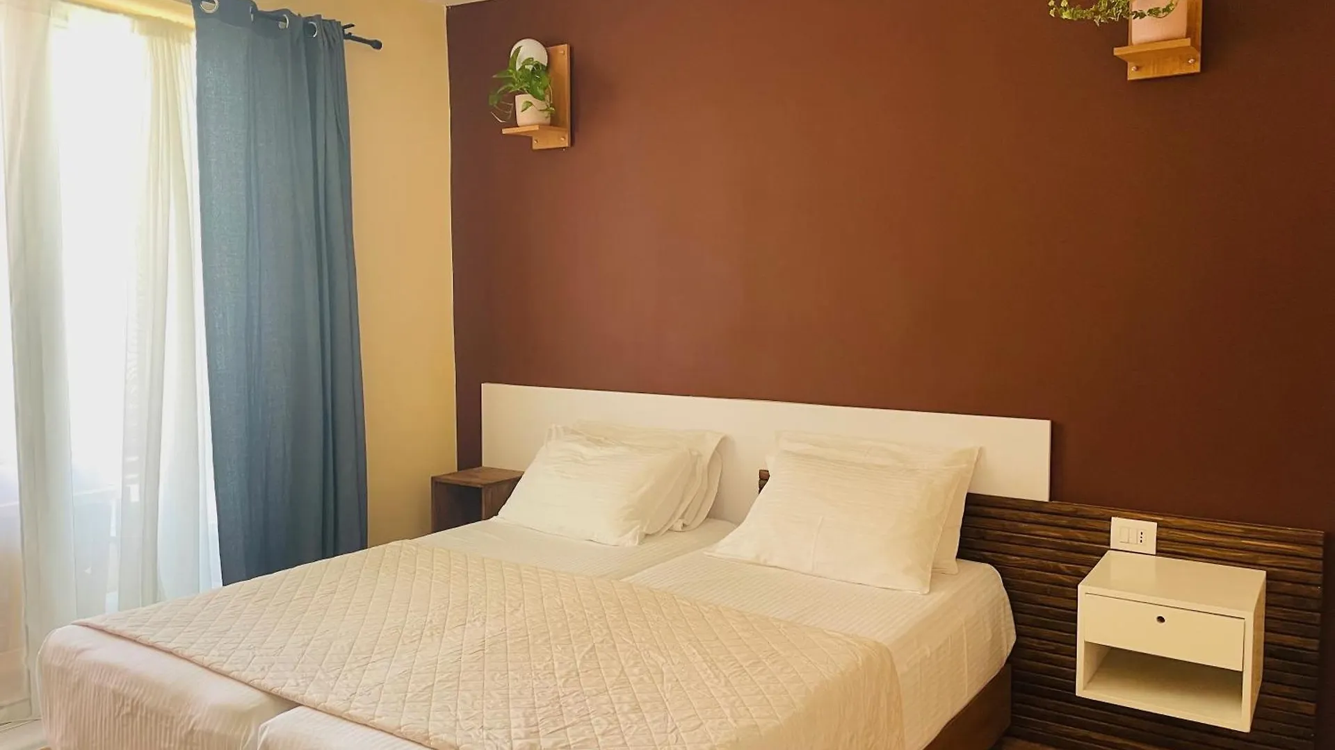 Downtown Apartment Near The Sea Himara