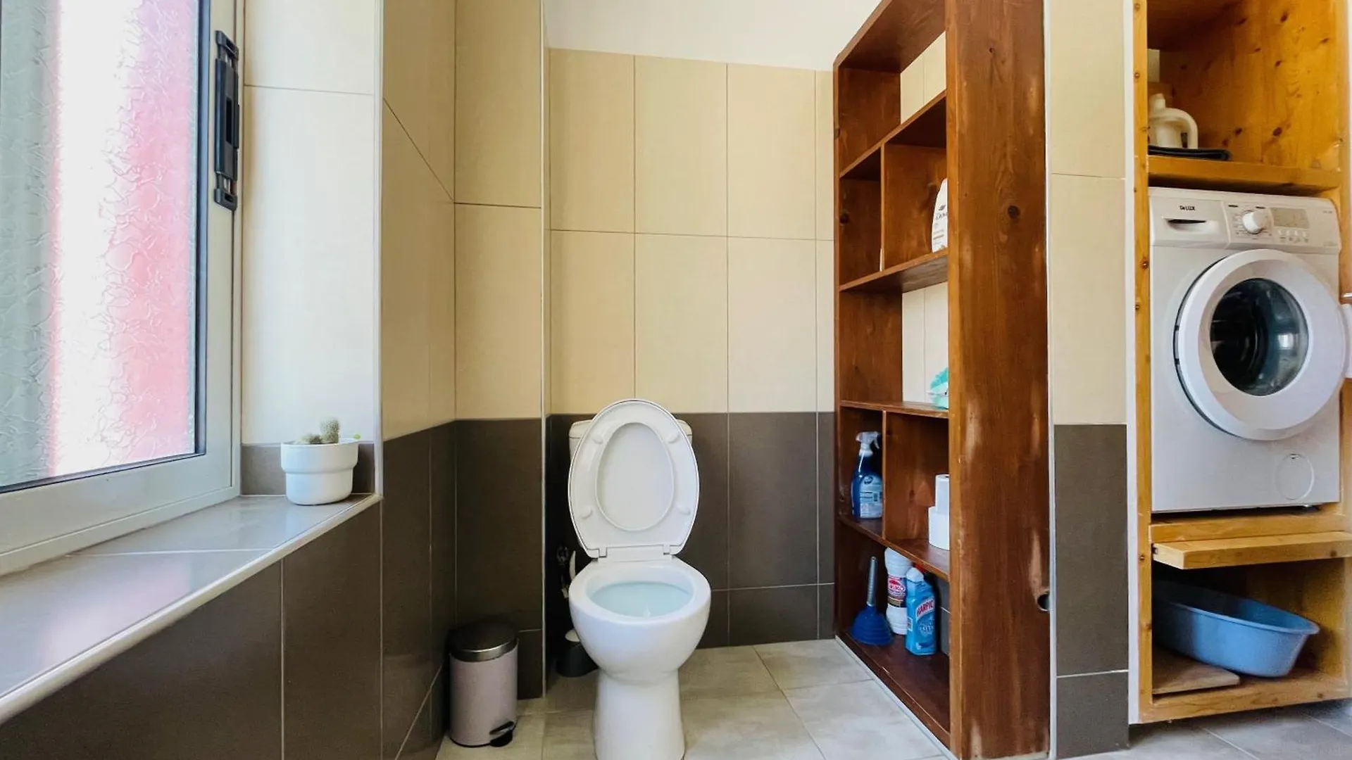 Downtown Apartment Near The Sea Himara