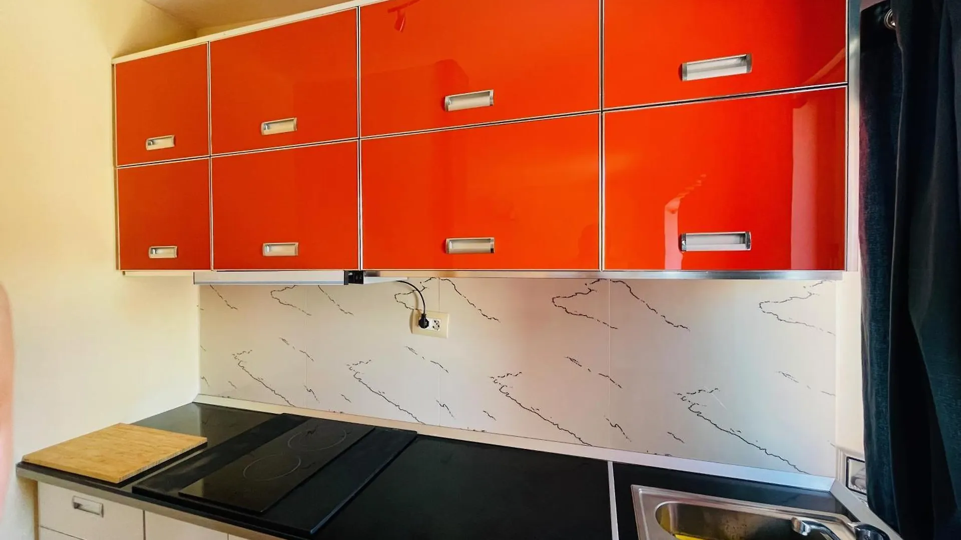 Downtown Apartment Near The Sea Himara