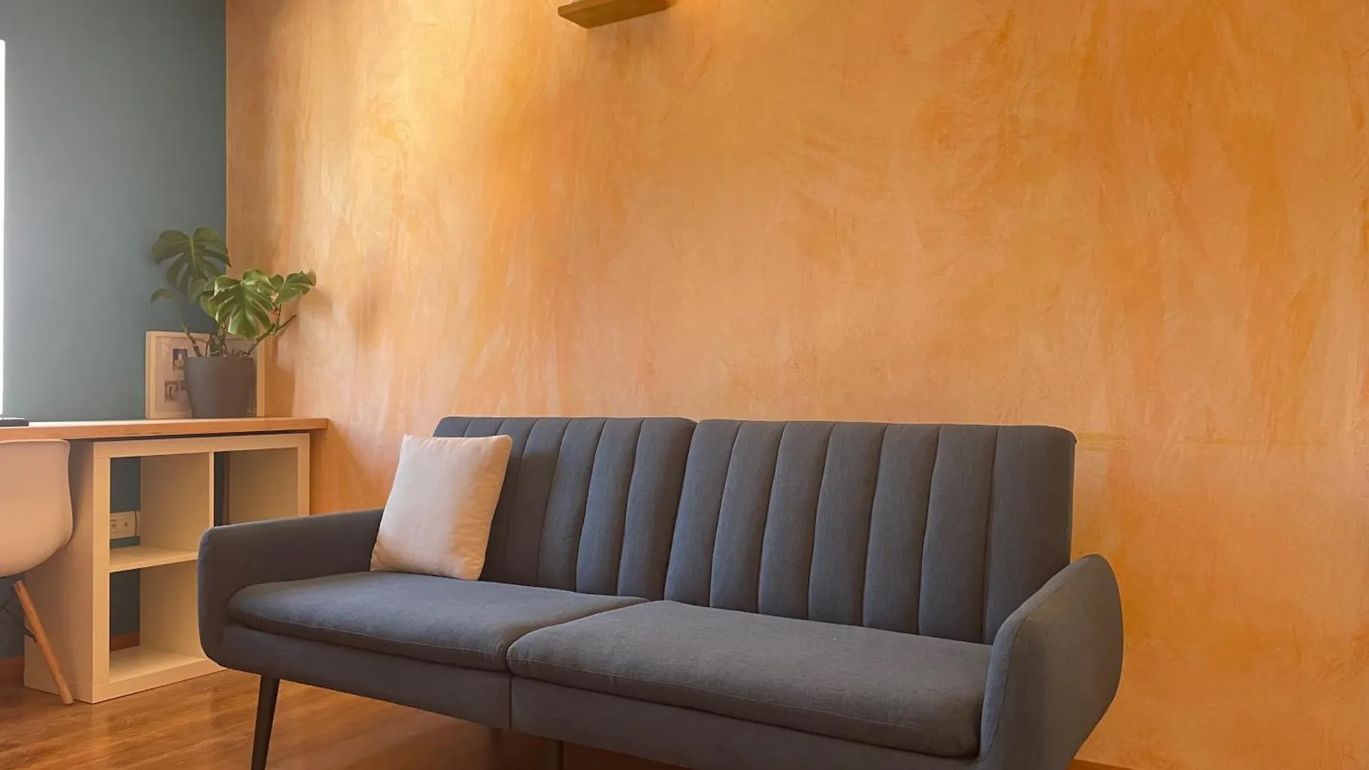 Downtown Apartment Near The Sea Himara